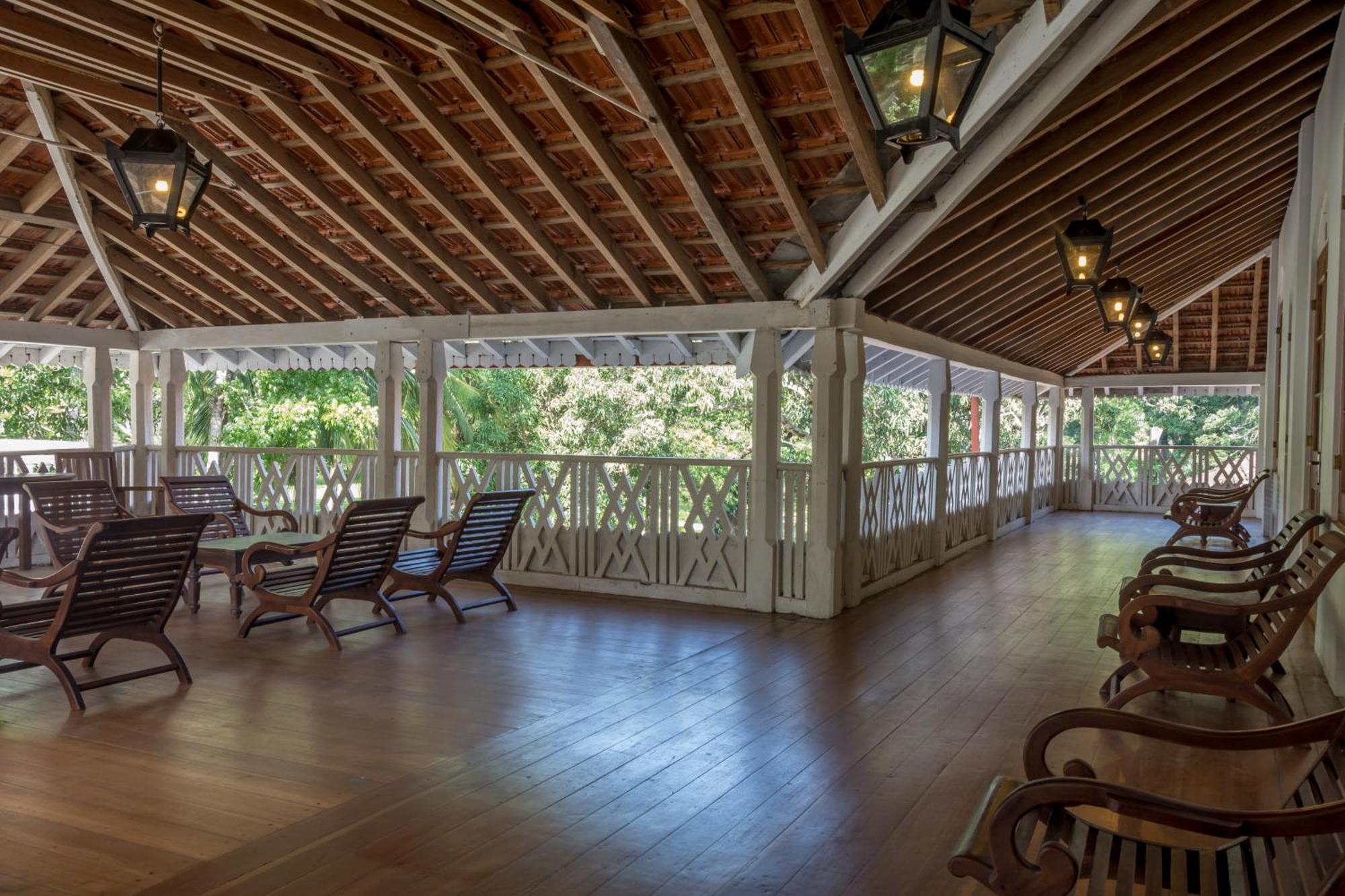The Sanctuary At Tissawewa Hotel Анурадхапура Екстериор снимка